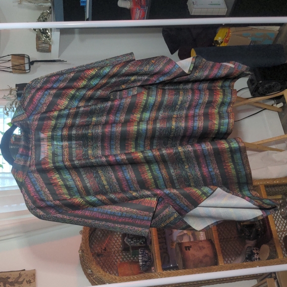 Vintage Rainbow Shirt - Size O/S - Picture 4 of 4